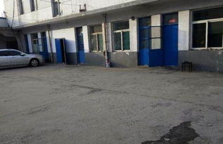 南外环五中驾校旁 汽车修理厂烤房出租，毗邻集美驾校，交通便利